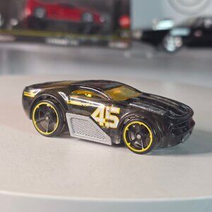 Hot Wheels Horseplay #45 Black Yellow 2004 N21 Thailand Diecast 1:64